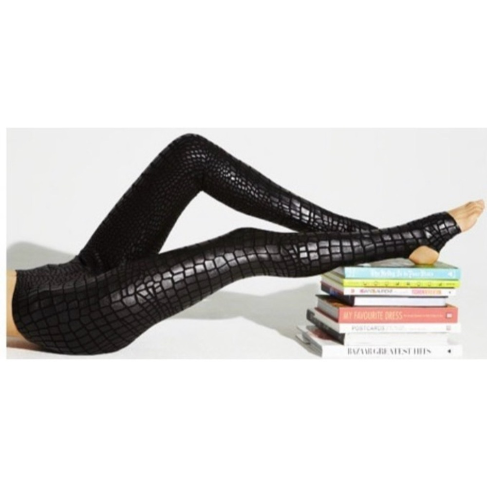 Aiko Duff Lacquered Alligator Stirrup Legging